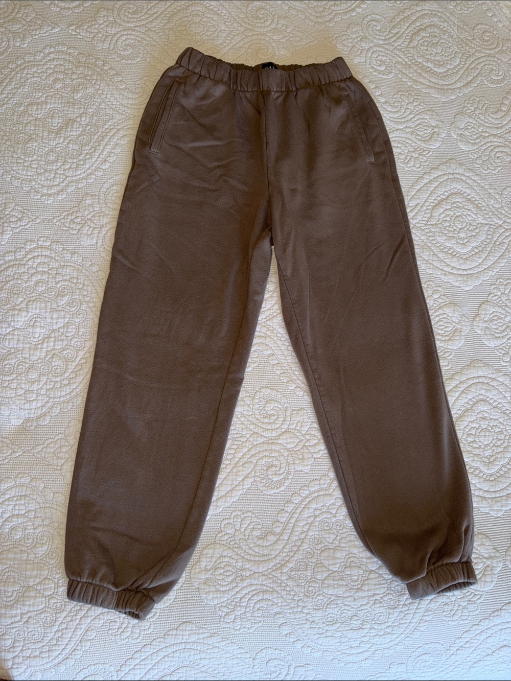 Gap High Rise Joggers - Picture 2 of 3